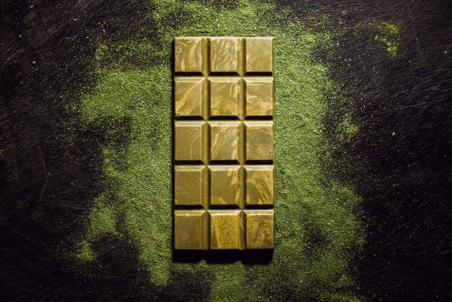 Handcrafted white chocolate bar with 36% cacao and matcha, Chocolate made in Guatemala