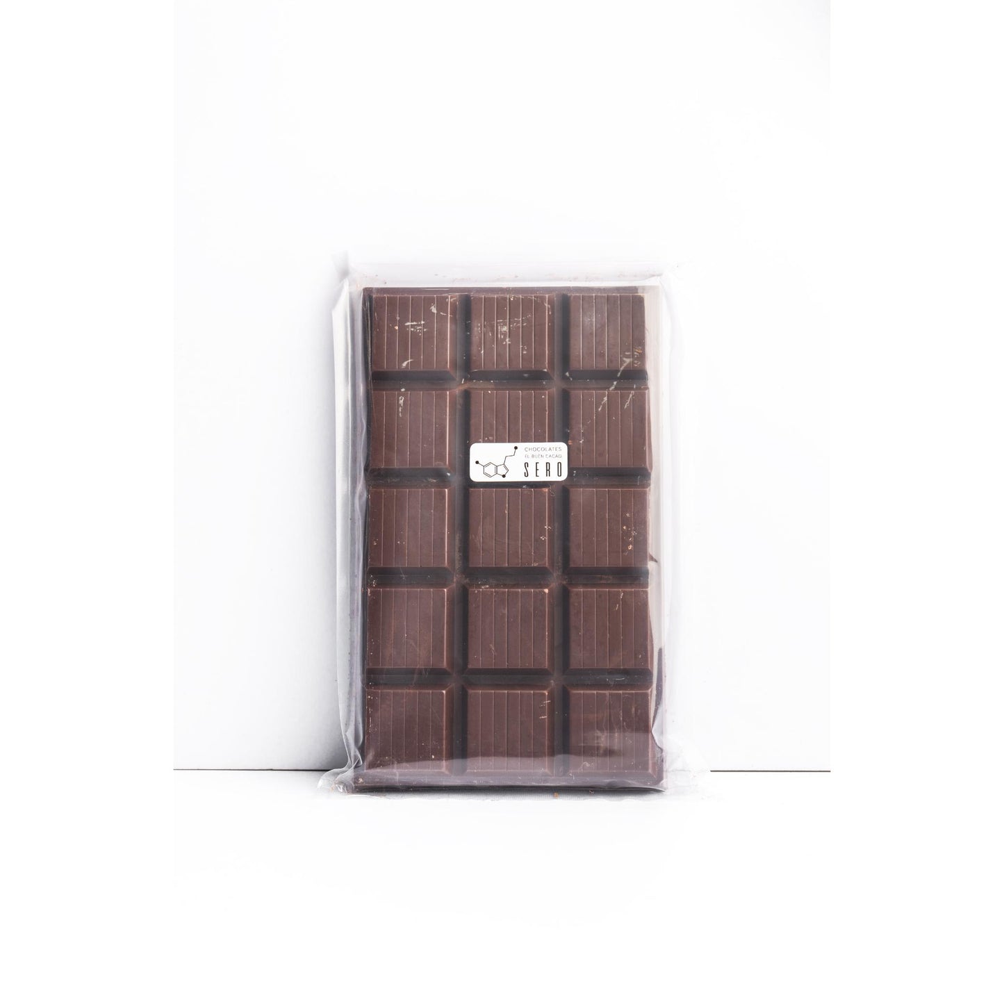 Bloque de chocolate tableta de chocolate oscuro. Porcentaje de 70%, 60% o 65% cacao. Chocolate elaborado con cacao fino de aroma.