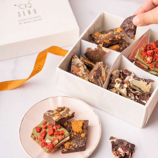 Bark de chocolate 4 sabores 1 lb · Caja de Regalo