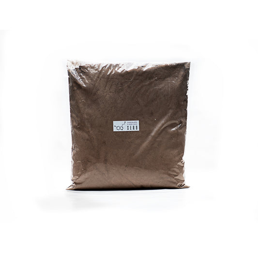 Semi-defatted cacao powder (12–16% fat) extracted by Chocolates Sero from Guatemalan cacao. A versatile, origin-traceable ingredient ideal for baking, beverages, and educational storytelling around ethical sourcing and cacao derivatives.