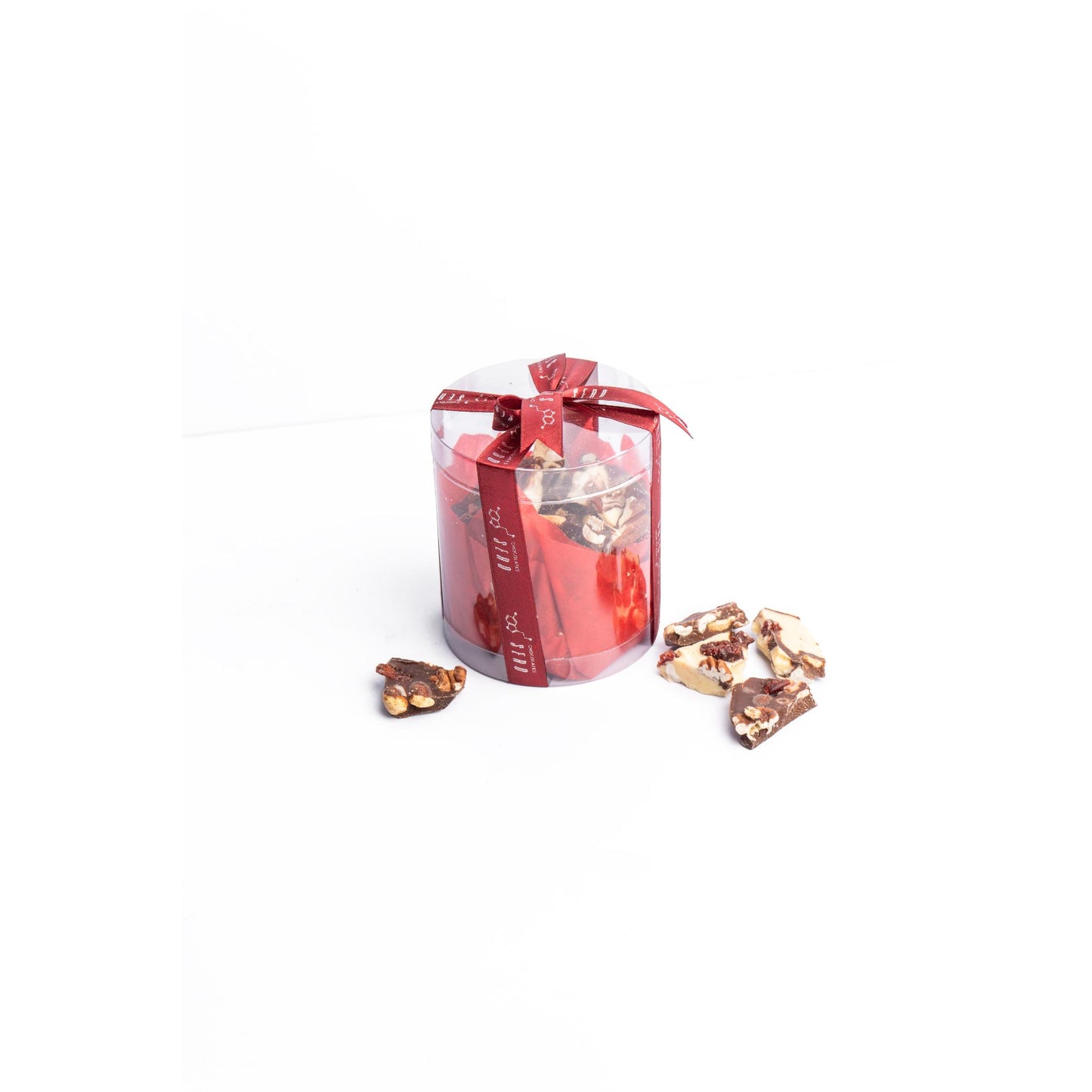 Corteza de Chocolate – Chocolate Blanco y Oscuro con Nueces y Frutos Rojos – 100g