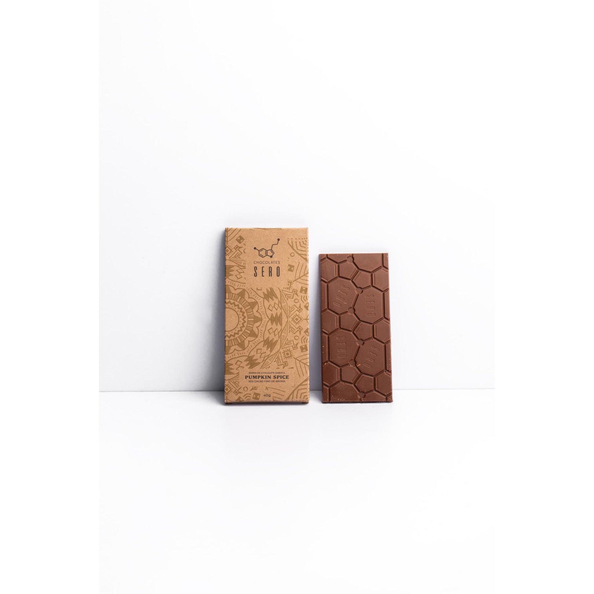 Barra de chocolate con leche sabor pumpkin spice, Chocolates Sero, 40 gramos
