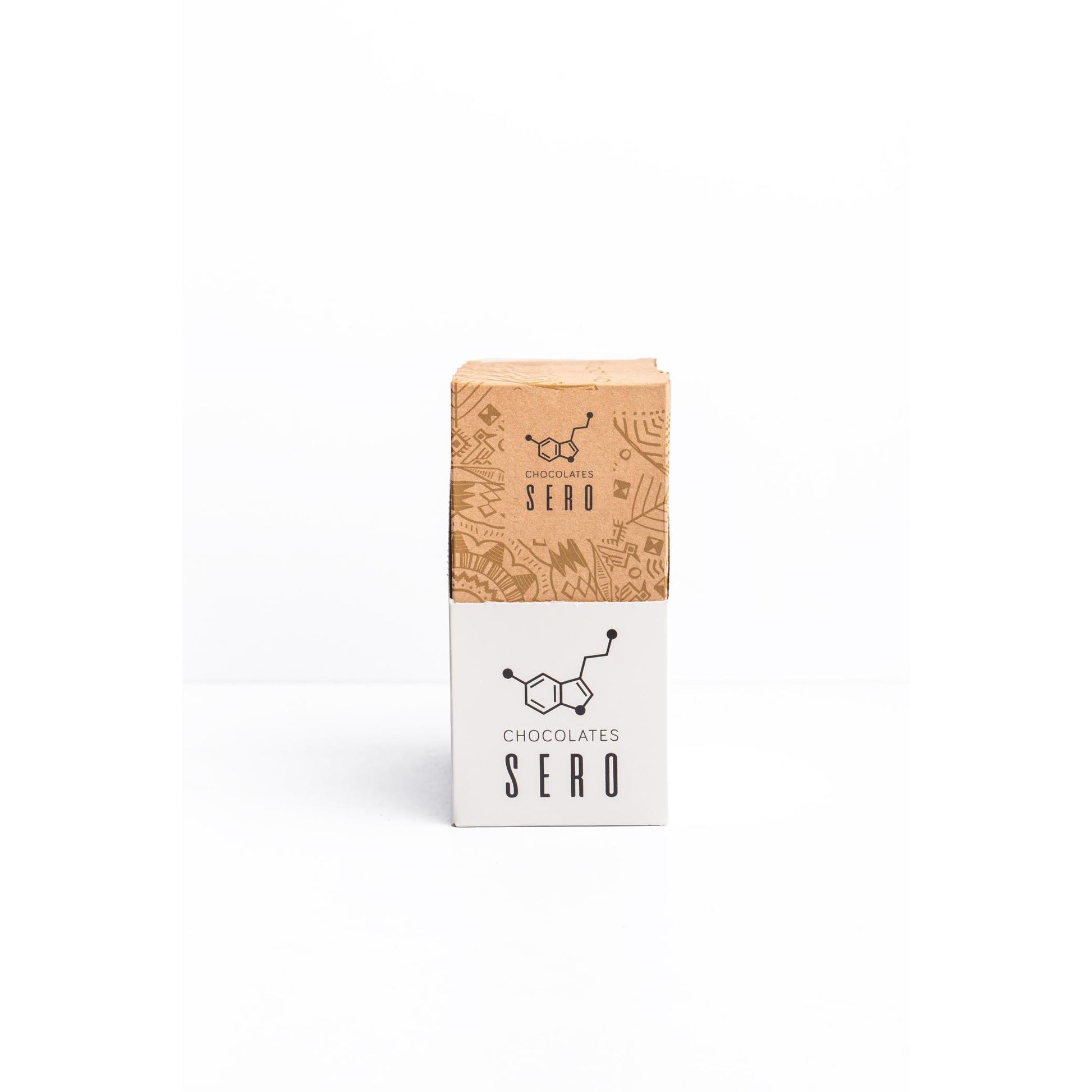 Caja de 10 barras de chocolate con 50% cacao, leche y almendras, Chocolates Sero, 45 gramos por barra